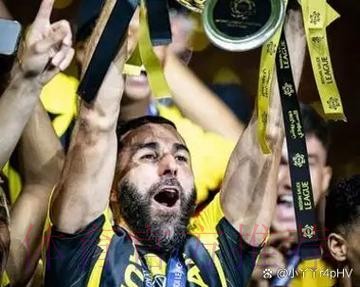 马卡:为保证状态 本泽马国王杯可能继续休息 马卡:为保证状态 本泽马国王杯可能继续休息